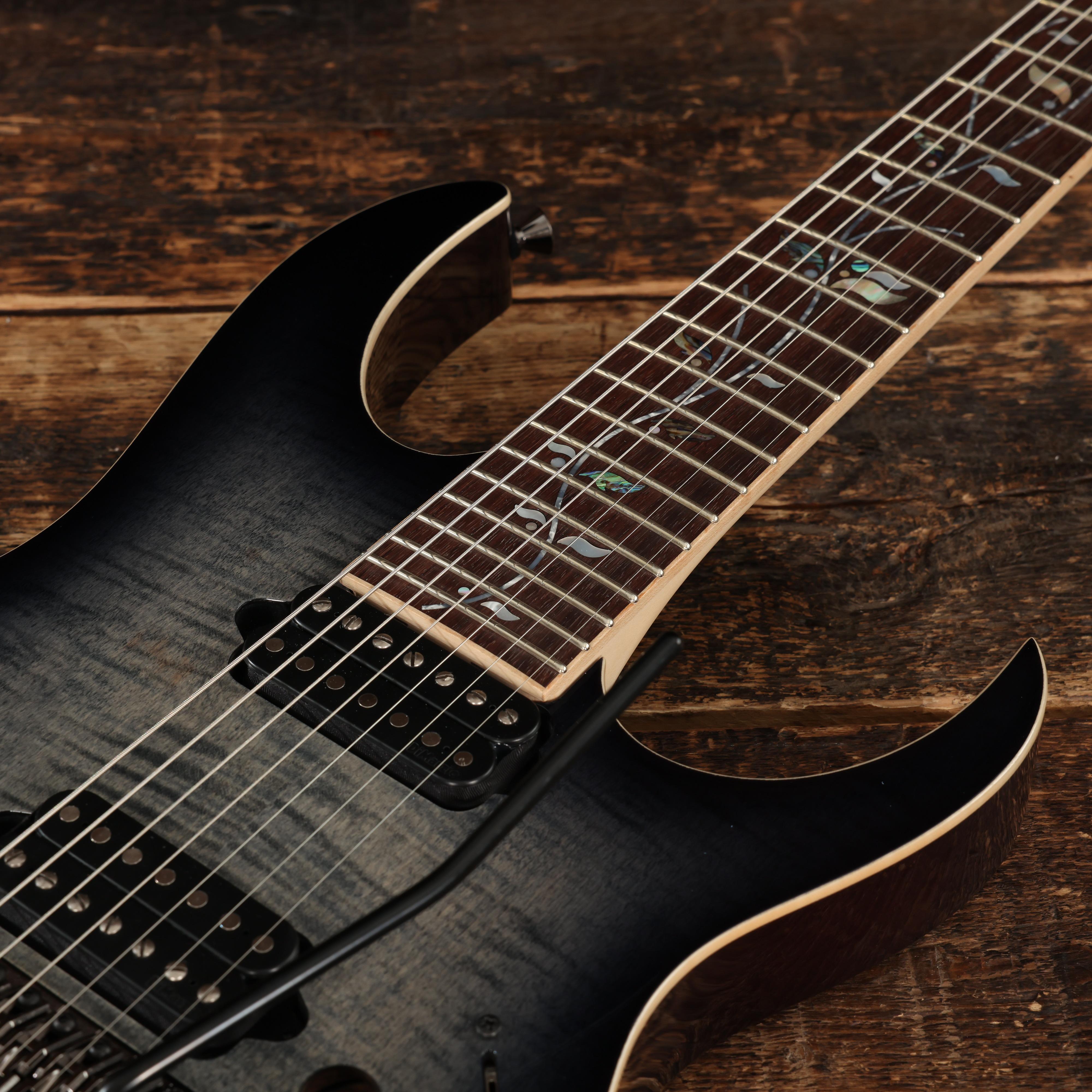 Ibanez RG8527-BRE j.custom 7-String Electric Guitar in Black